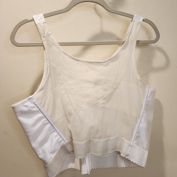 Exquisite Vintage White  Full Coverage Bra with Lace Size 46C - Picture 4 of 11